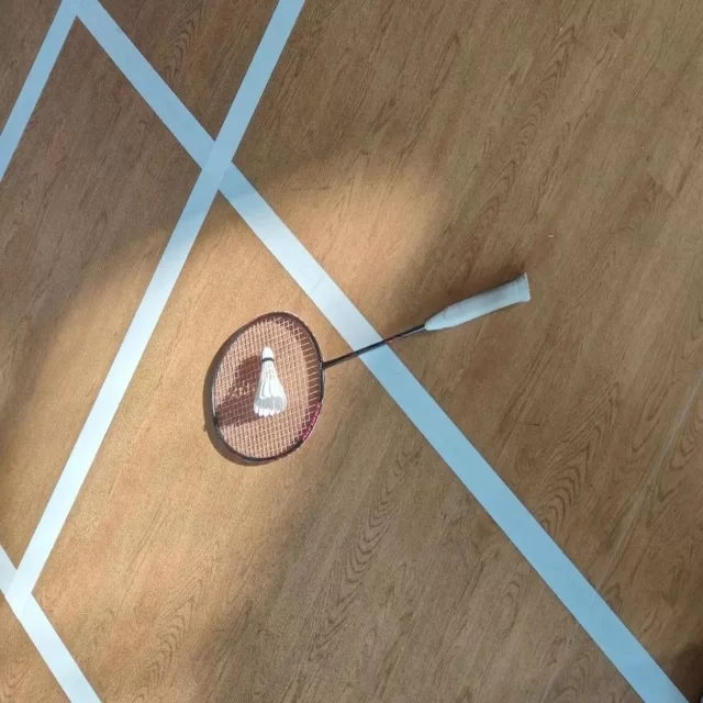 篮球季后赛走势解析:通过数据还原赛场细节